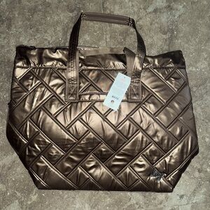 NWT lug Ferry XL SE expandable carry-all tote bag in metallic espresso